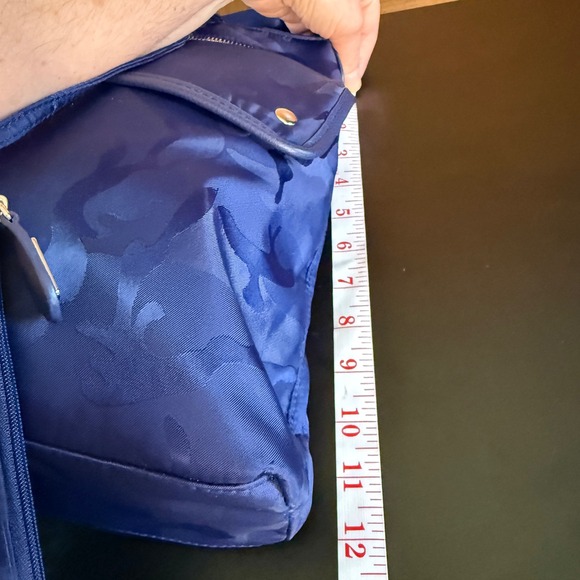 Baggallini Hillcrest Hobo Crossbody Bag with RFID Wristlet Blue Camo Lightweight - Picture 6 of 13